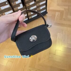 NWT Coach Wavy Wallet In Crinkle Coachtopia Leather In Black CK122